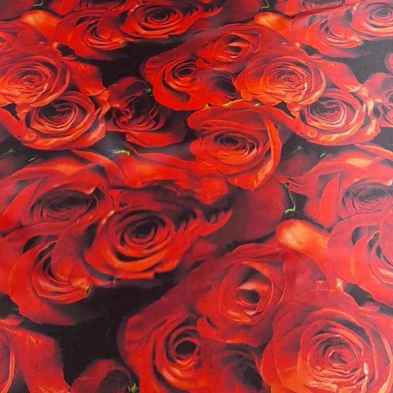 Tecido Cetim Estampado Digital Fundo Preto Rosas V