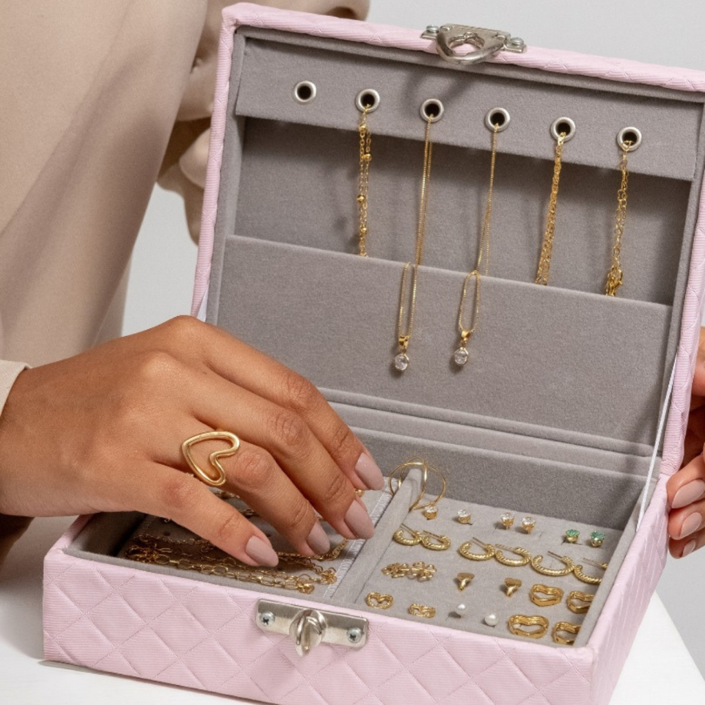 Kit Semi Jóias 10 Peças de Luxo Revenda Atacado (Não vem Maleta) Banhado em Ouro 18k Alto Padrão