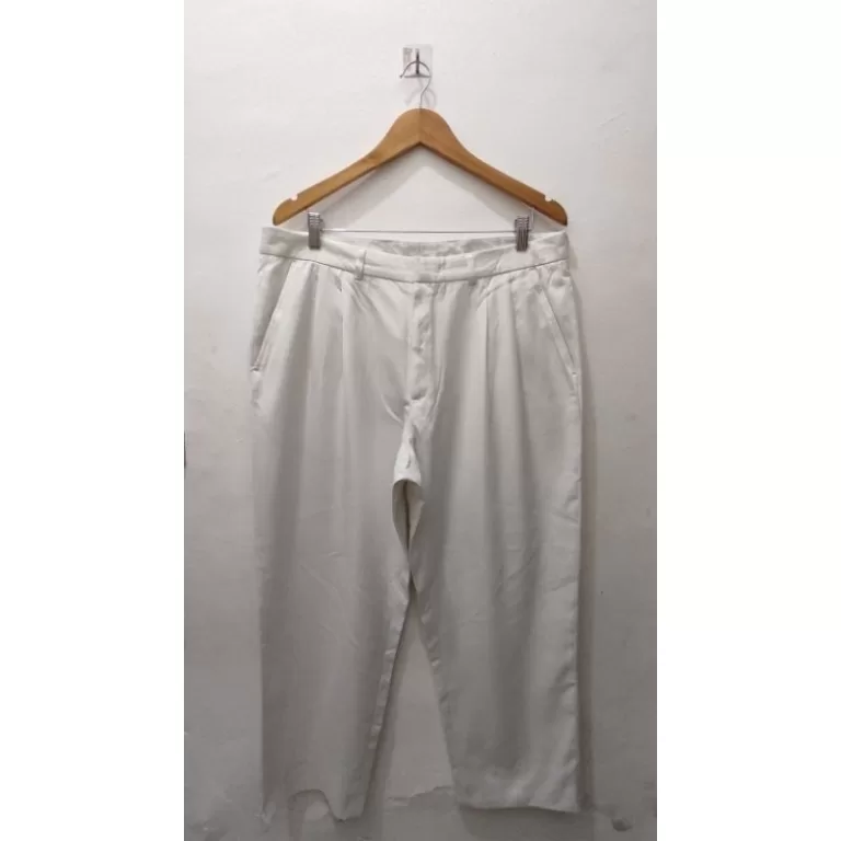 Calça Social masculina Usada Tamanho 46 (Brechó)