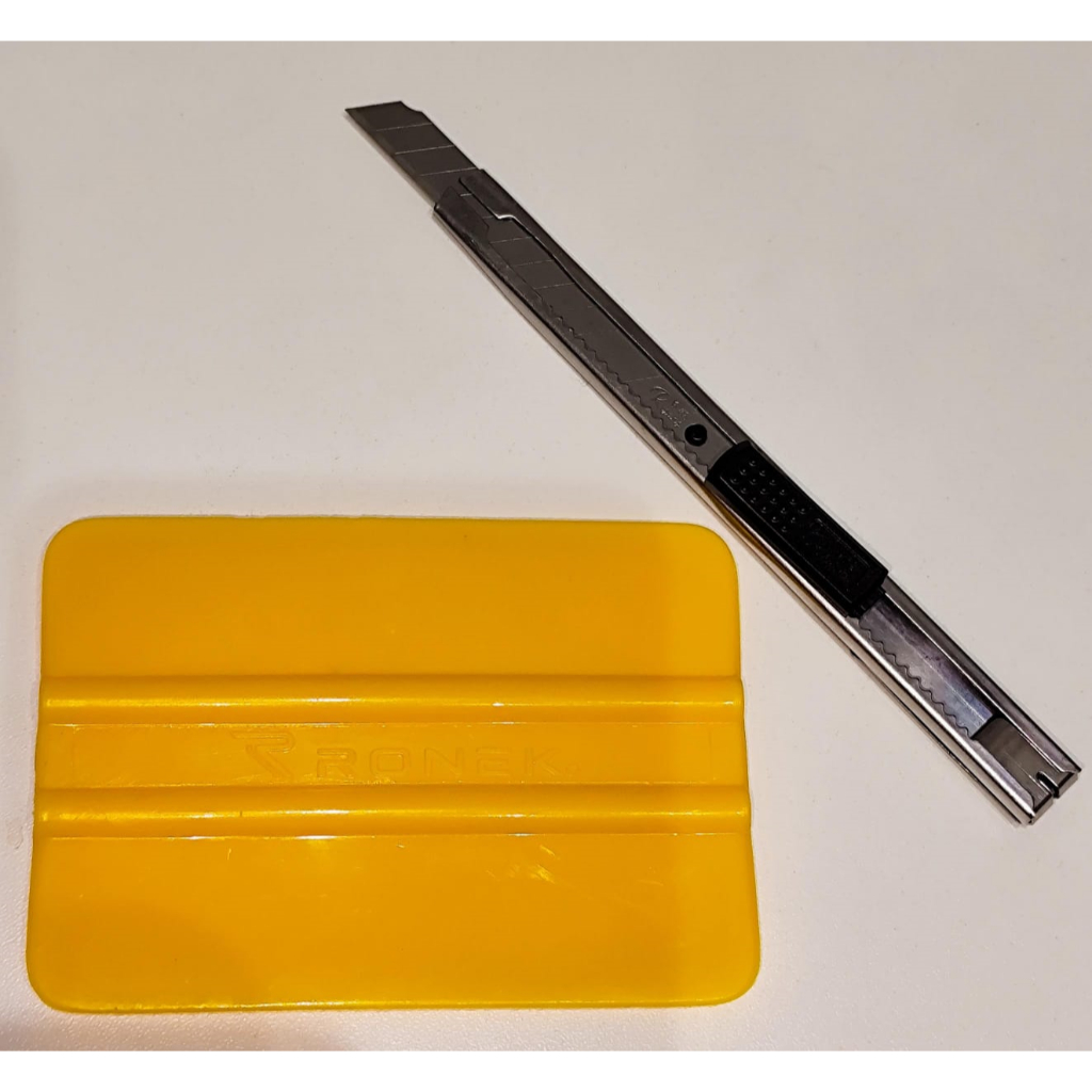 Estilete de Metal e Espátula, kit