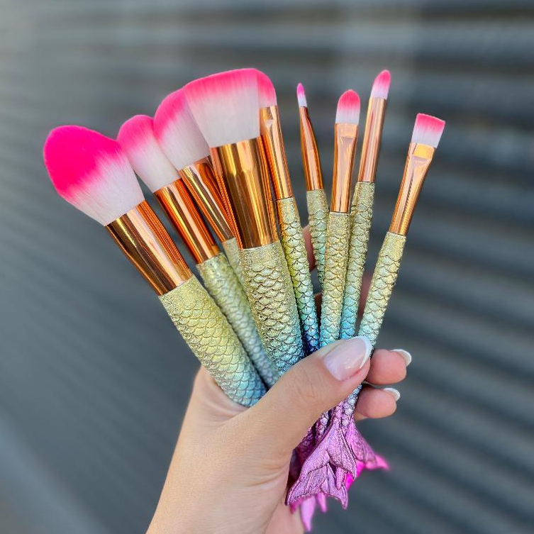 Kit Com 10 Pincéis de Maquiagem