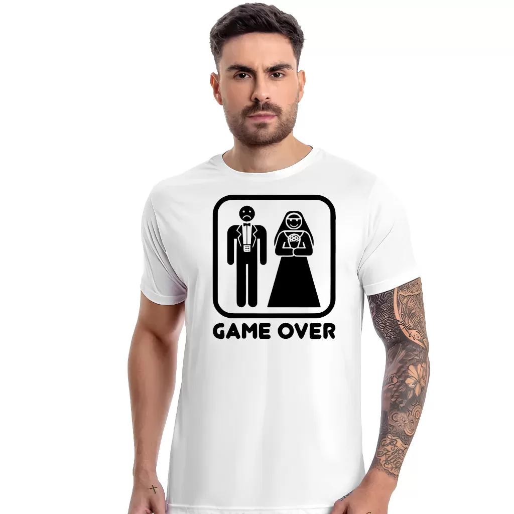 Camiseta Unissex – Game Over | Casamento, Marido, engraçada, Padrinho, Madrinha, Divertida