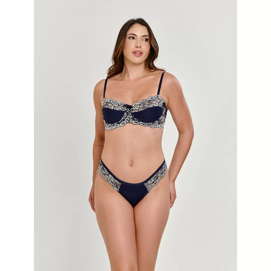 Conjunto de Calcinha e Sutiã Meia Taça Sem Bojo com Aro de Renda Bicolor Bordada Premium – Conforto