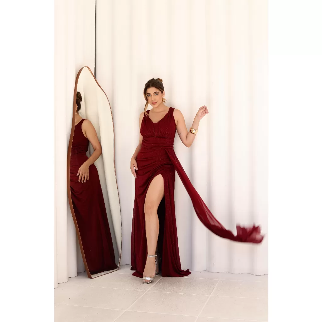 VESTIDO LONGO MADRINHA CASAMENTO MARSALA DEBUTANTE FORMATURA ELEGANTE COM FENDA BOJO E ZIPER
