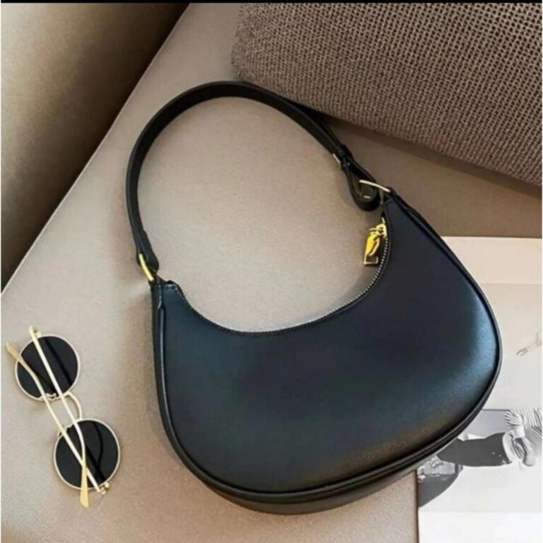 bolsa feminina salton meia lua em courino lançame