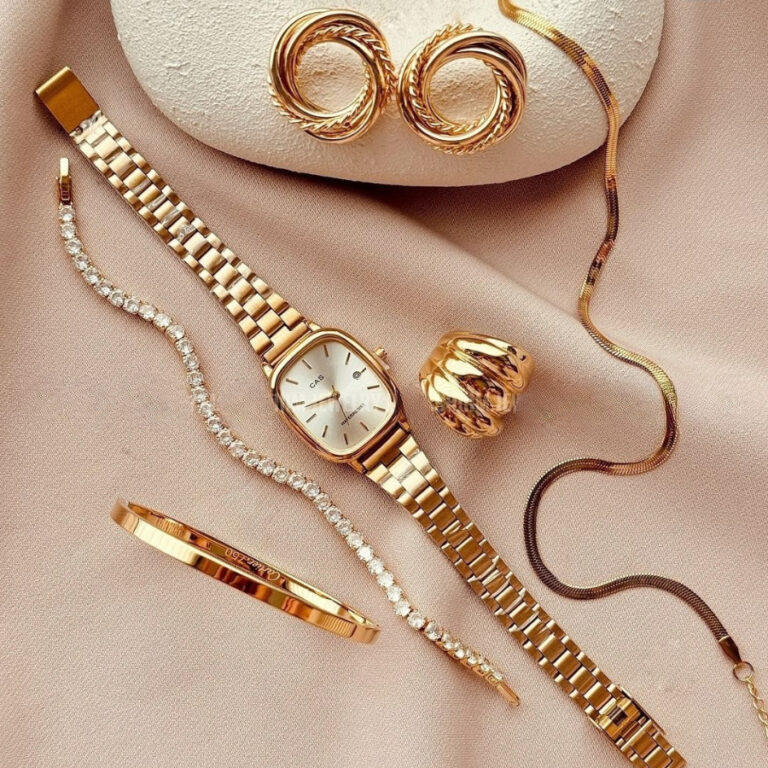 Kit Conjunto Relógio Feminino Dourado com Bracele