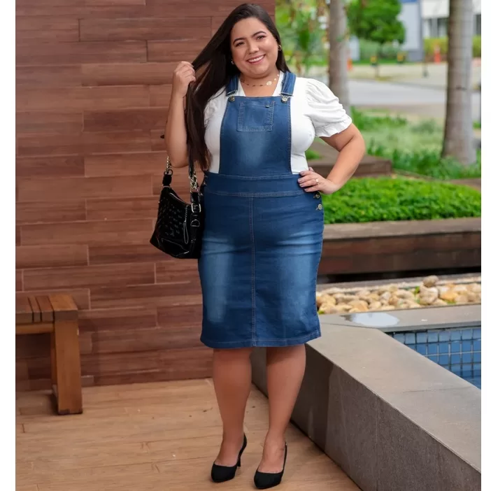 Jardineira Jeans Plus Size Bolso Frontal Moda Evan