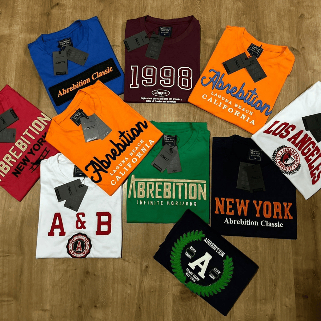Camiseta Bordada Abrebition – Várias Estampas – Malha 30.1 Penteado