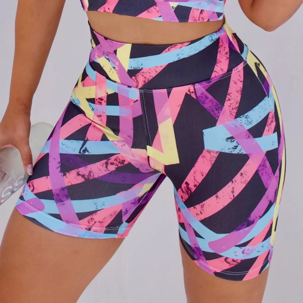 Short Feminino Meia Coxa Cintura Alta Suplex Esportivo Academia Fitness Estampada Traços