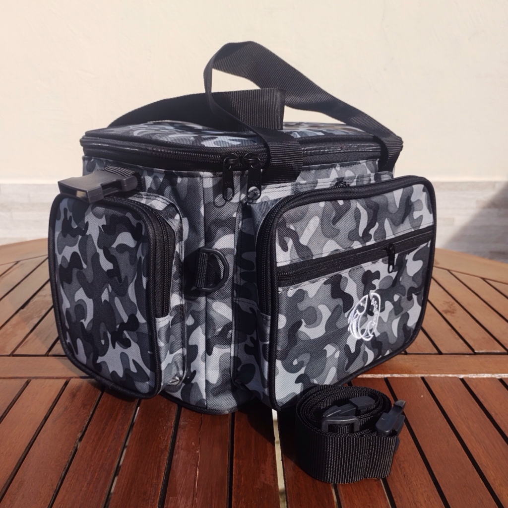 Bolsa/Mala de Pesca (Nova Versão) Camuflado Cinza
