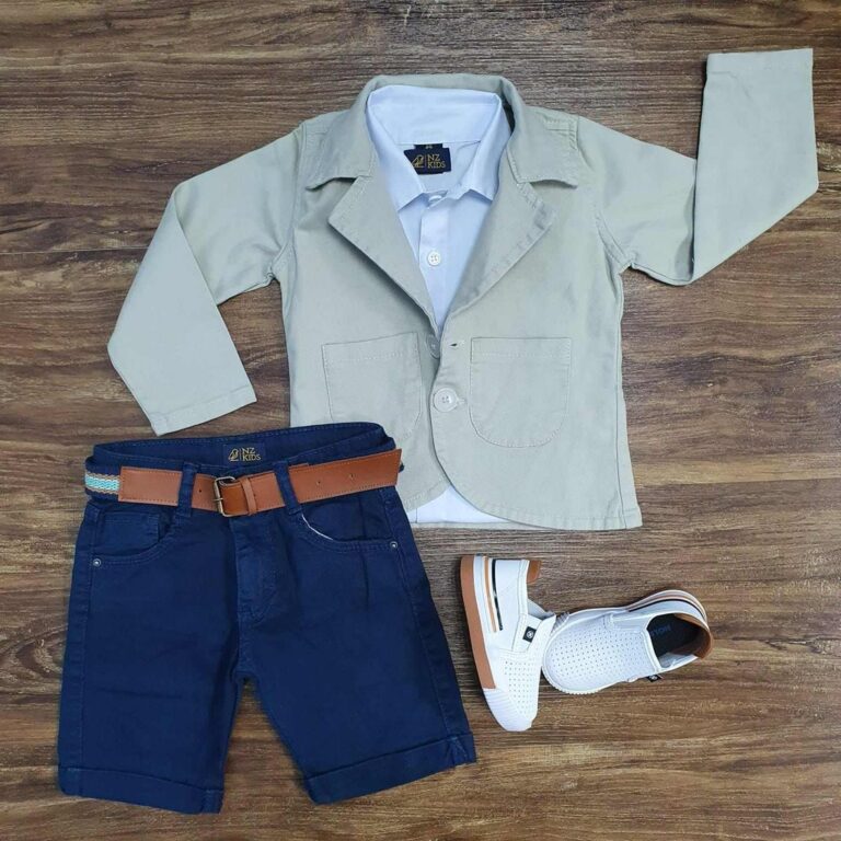 Blazer Nude com Camisa e Bermuda Azul Infantil