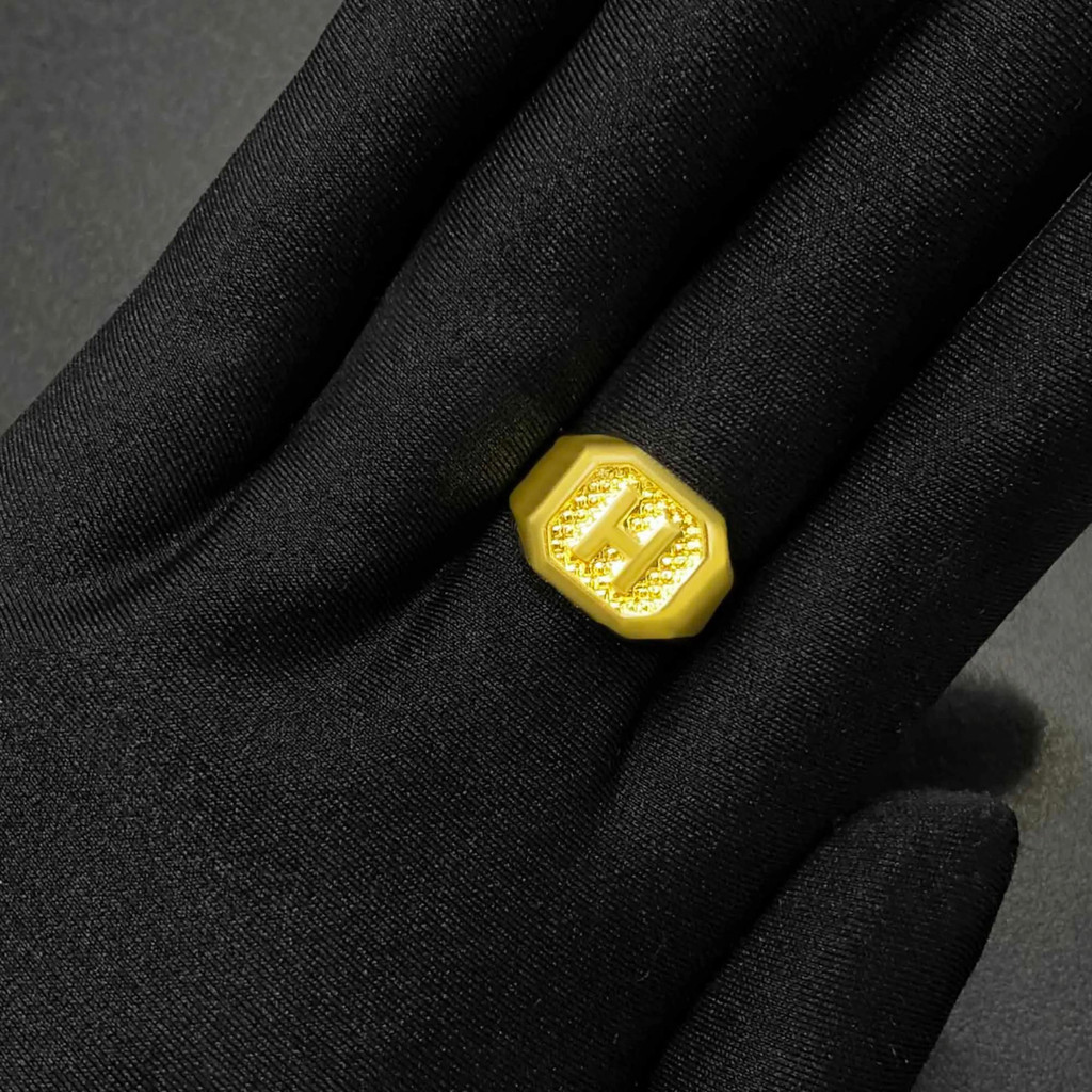 Dedeira de Ouro 18k Masculina Letra H em Relevo Banhado a Ouro