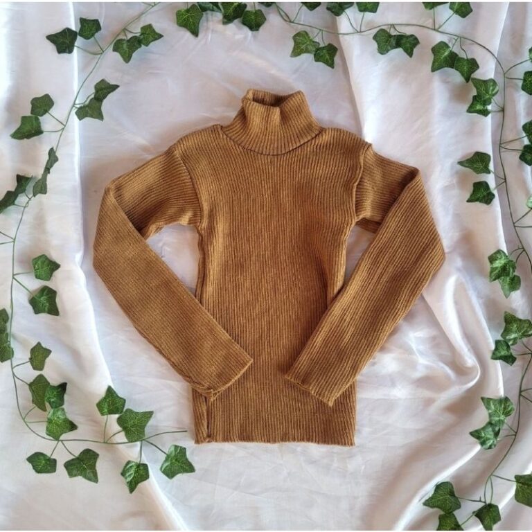 Cacharrel infantil  de tricô gola alta moda inver