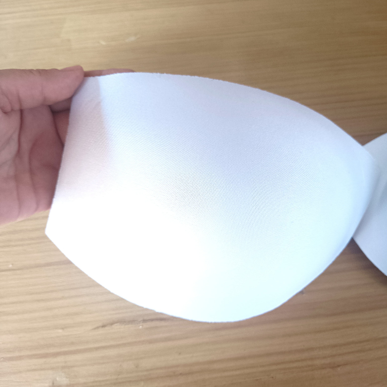 BOJO ESPUMA PARA MODA PRAIA E LINGERIE PLUSSISE 56