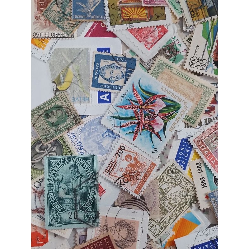 100 selos estrangeiros diversos originais lote 2081 A