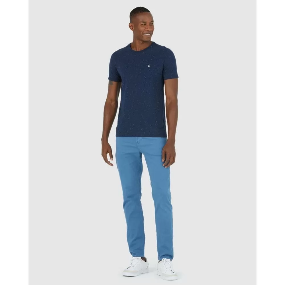 Calça Masculina Slim Cintura Média Em Sarja Com Elastano