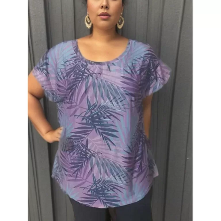 Blusinha manga curta estampada plus size – G