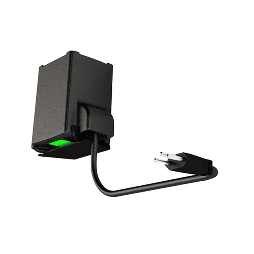 Auto Transformador para Ar Condicionado Blindado Até 12000 Btu 127V para 220V Com Suporte de Parede