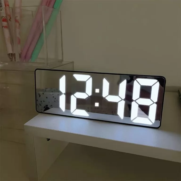 Relógio Despertador Digital De Mesa 16X2.5X6cm De