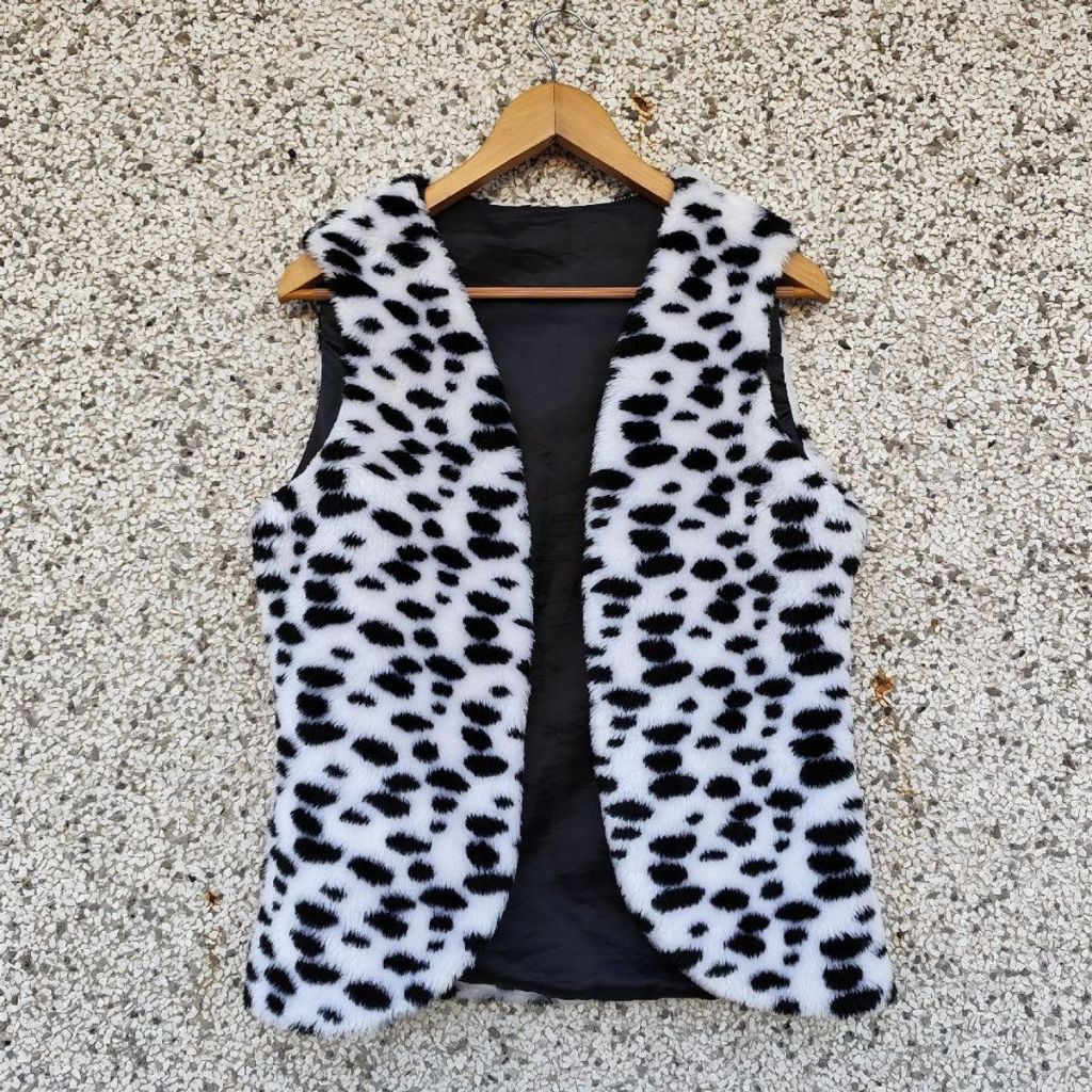 Colete apeluciado | M (Brechó)