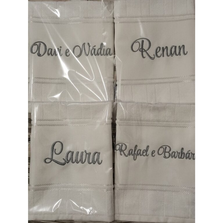 Kit com 100 toalhas 30x45cm + nome bordado