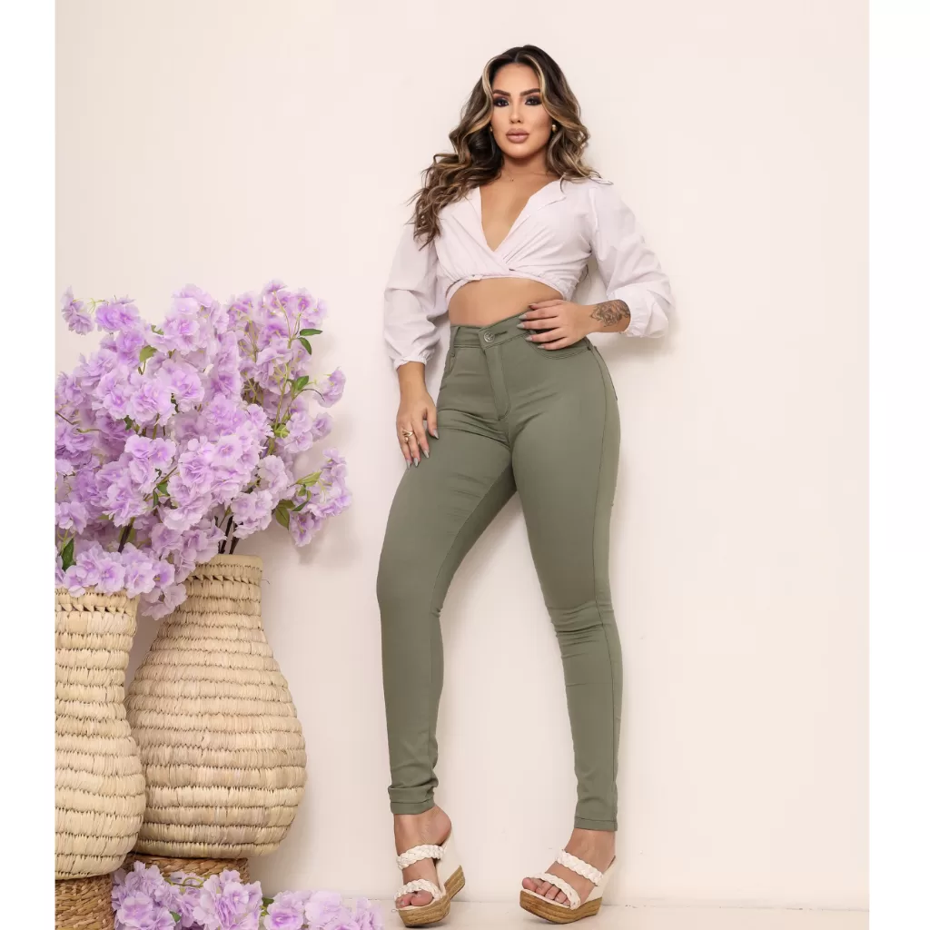 calça skinny feminina verde tendencia lycra cintura modeladora premium 3% elastano casual