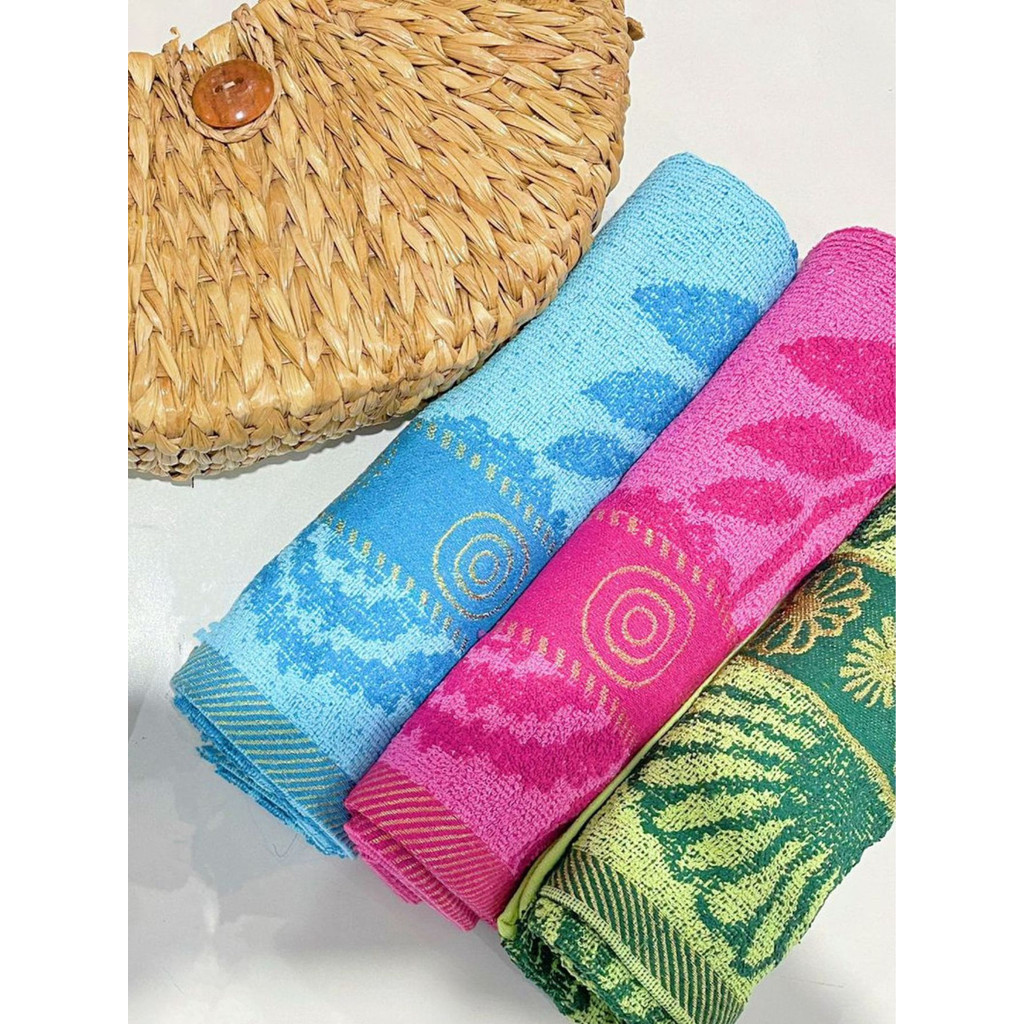 Kit 3 Toalha De Banho Macia Para Praia E Dia A Dia 1,70 X 75