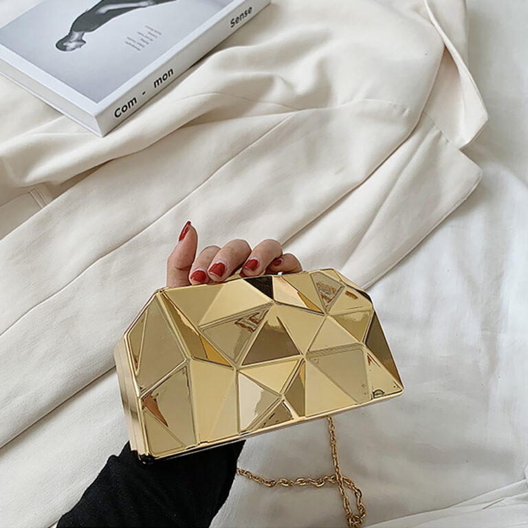 Bolsa Clutch Feminina com Brilho Texturizado e Al