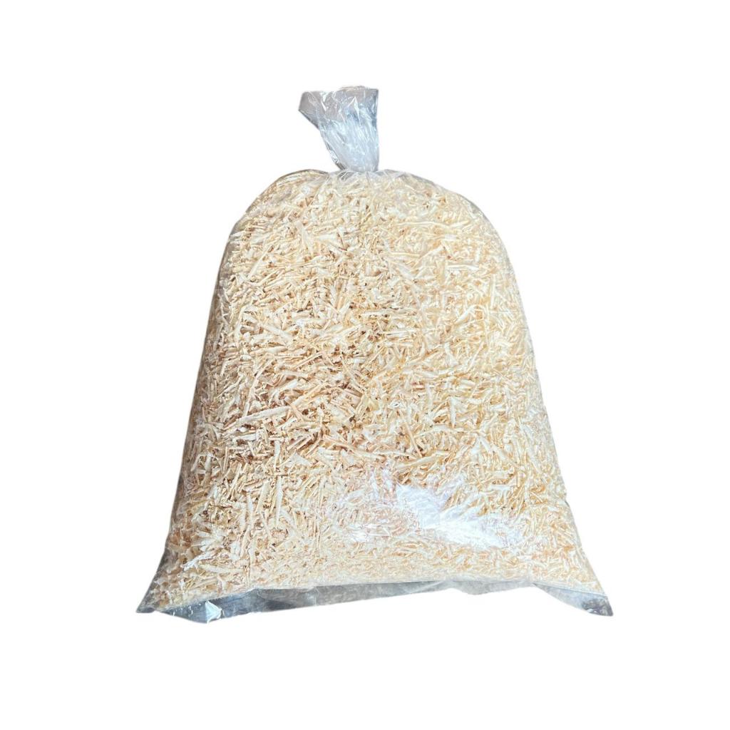 Serragem De Madeira Pinus 0,500 Kg para minhocário/composteira/hamster/aves/saco de pancada/coelho