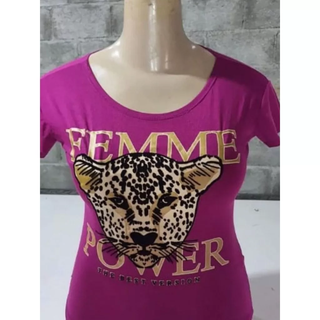 T SHIRTS ESTAMPADAS – TAMANHO ÚNICO – ESTAMPAS SORTIDAS – VESTE 40 AO 44