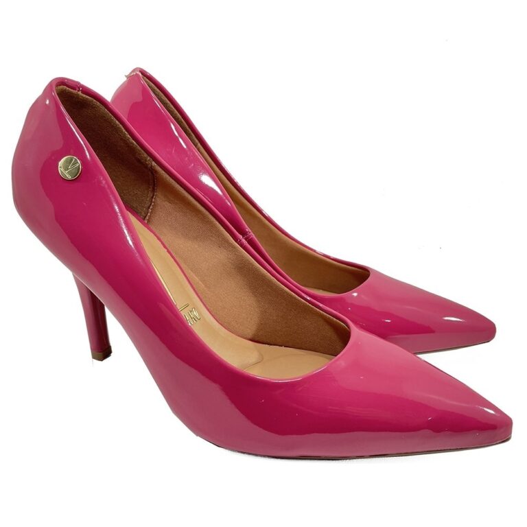 Scarpin Vizzano Salto Alto Bico Fino Verniz –