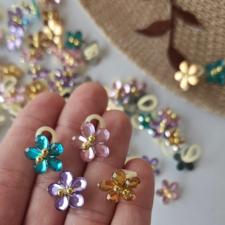 Mini ponto de luz Flor de chaton penteado pet Banh