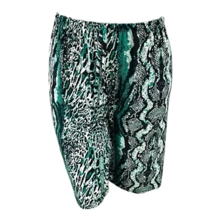 Bermuda Malha Fria em Liganete Fresca com Bolsos L