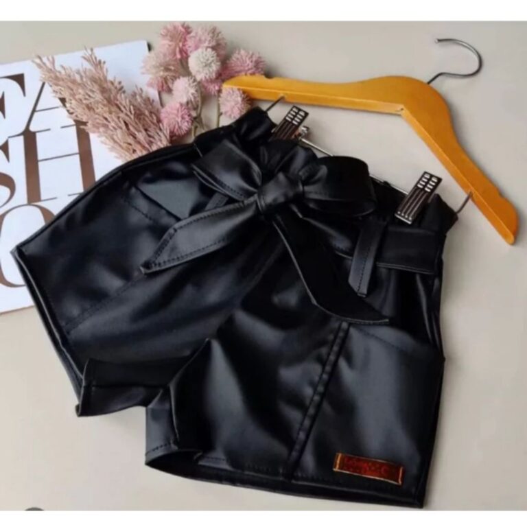Shorts Courino Fake com Laço Infantil Blogueira