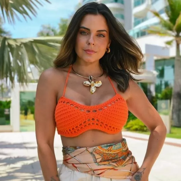 Top Cropped Feminino de Tricot Modal Ponto Crochê