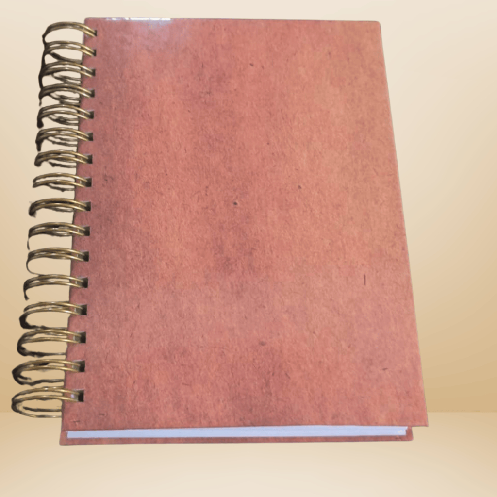 Scrapbook Premium 180g e Capa Dura: Transforme Memórias em Arte