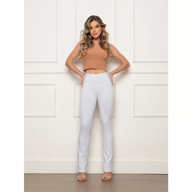 Calça Flare Branca Boca de sino Suplex Flanelada 