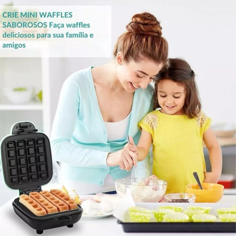 Máquina De Waffle Quadrada Assadeira Elétrica 11