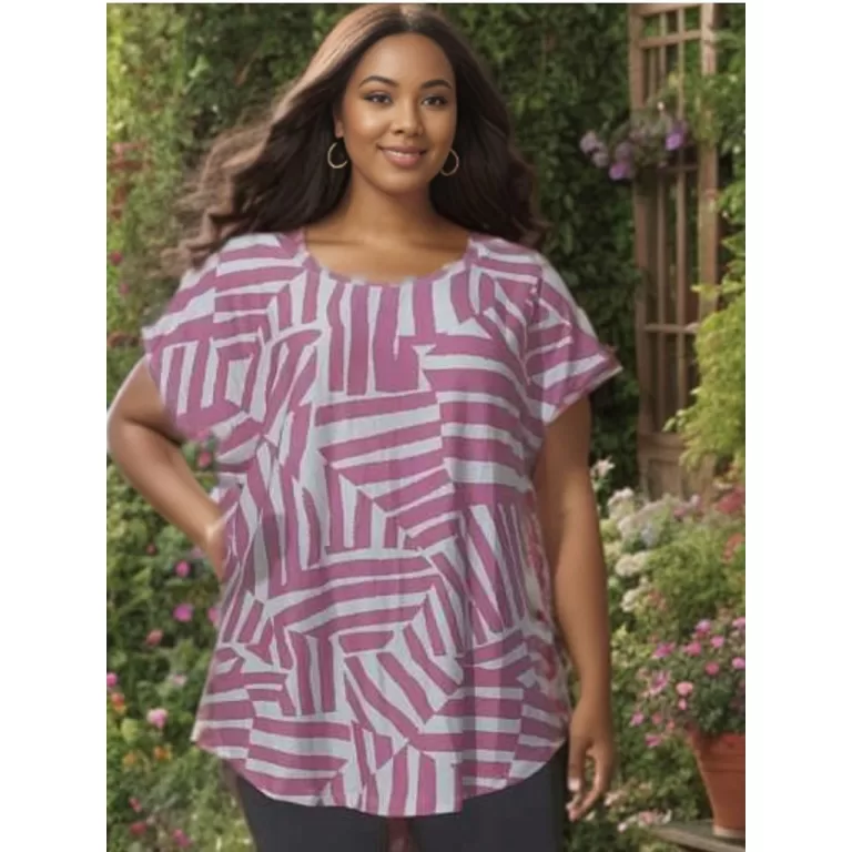 Blusinha manga curta estampada plus size – G