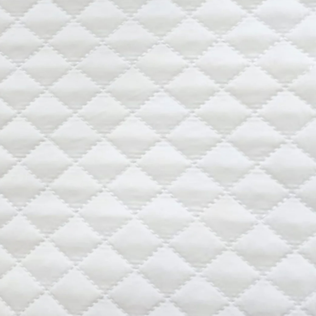 TECIDO MATELASSADO NYLON IMPERMEÁVEL BRANCO QUILT MINI RETO – PREÇO DE 0,50 X 1,45