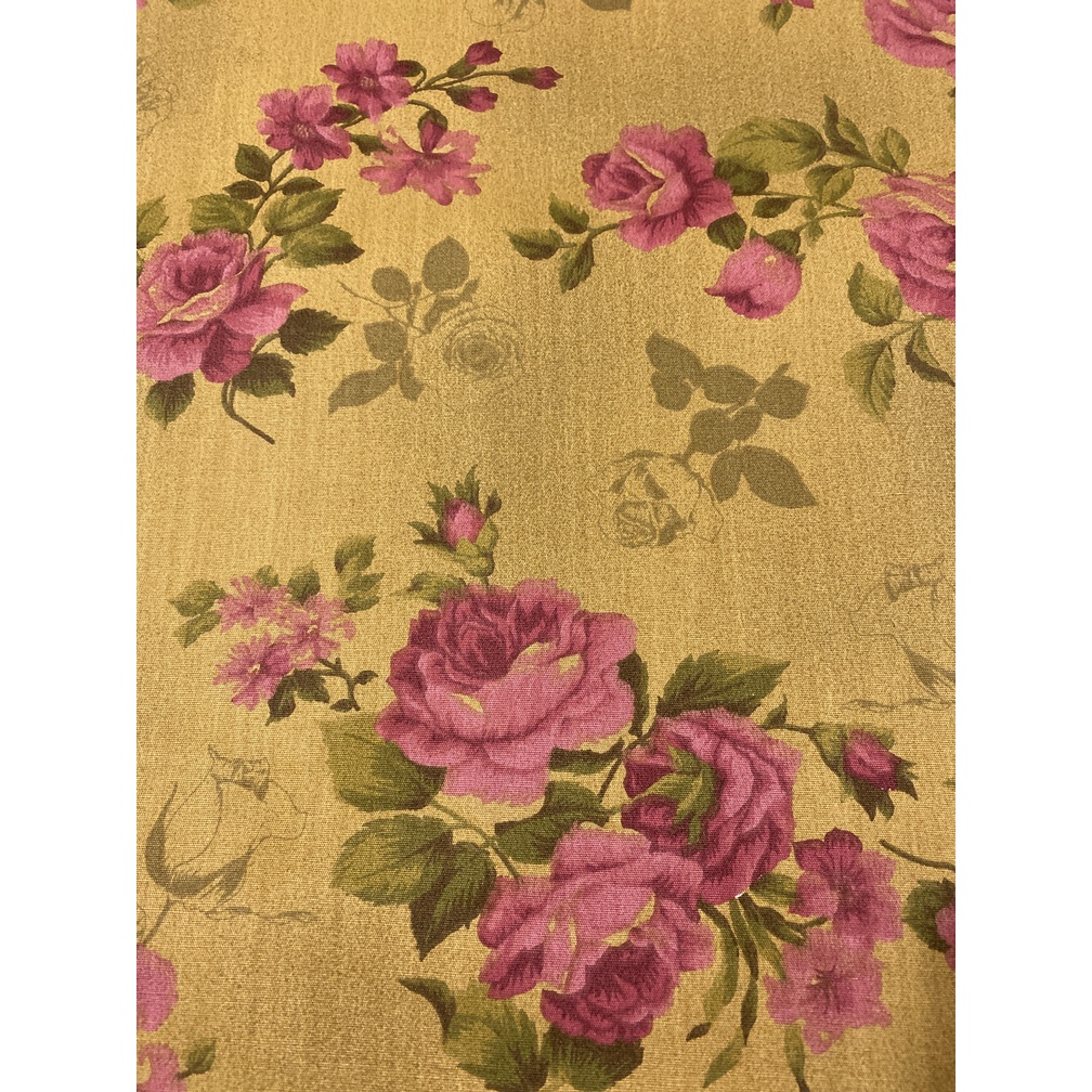 Tecido Tricoline Estampado 100% Algodão – Rosas Clássico