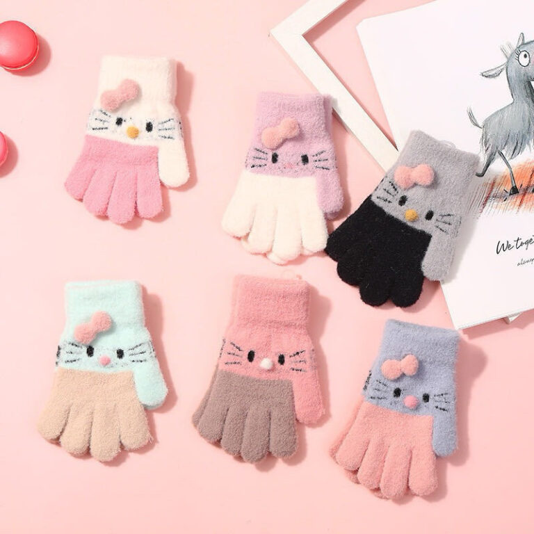 Par De Luva Infantil Em Malha Com Estampa HelloKit