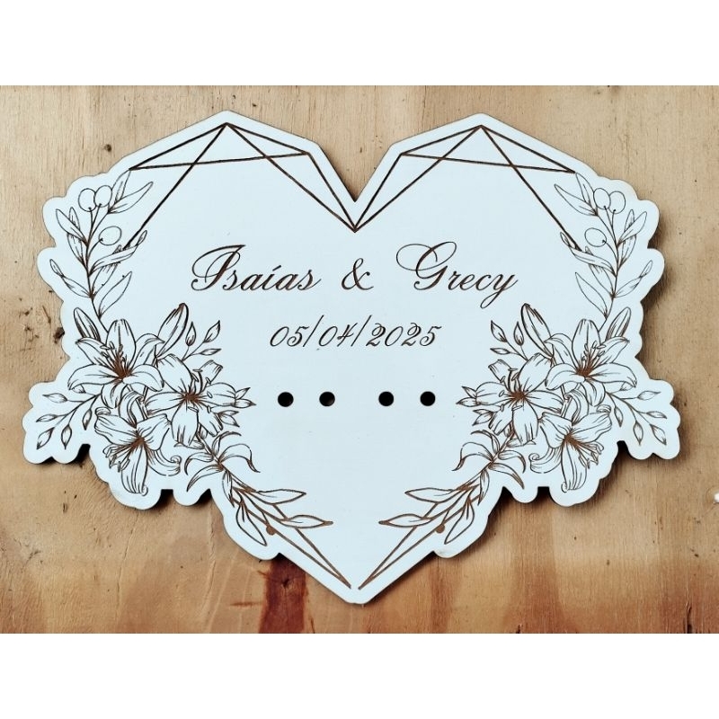 Porta alianças personalizado em MDF branco