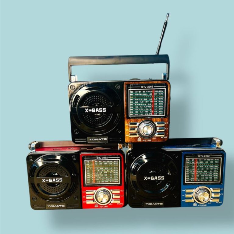 RADIO PORTATIL AM/AF/BLUETOOTH COM LANTERNA TOMATE