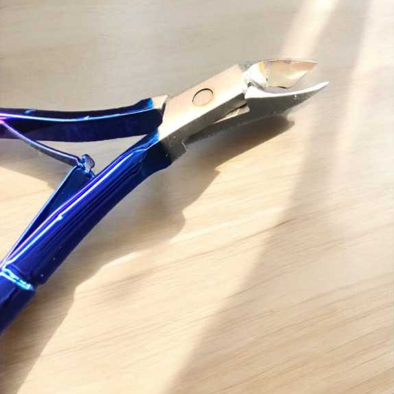 Alicate para Cutículas de Unha Aço Inox Manicure