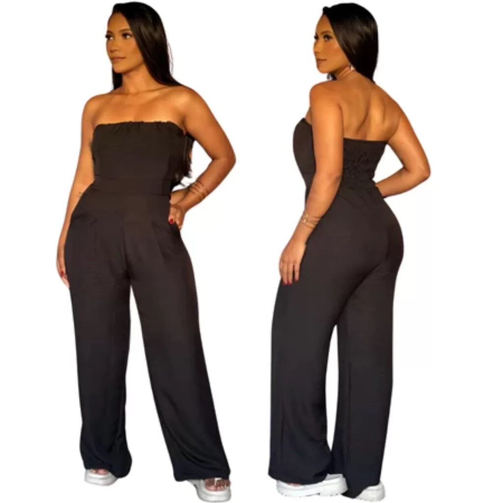 Macacão Feminino de Alfaitaria Preto Tomara que Caia com Calça Pantalona