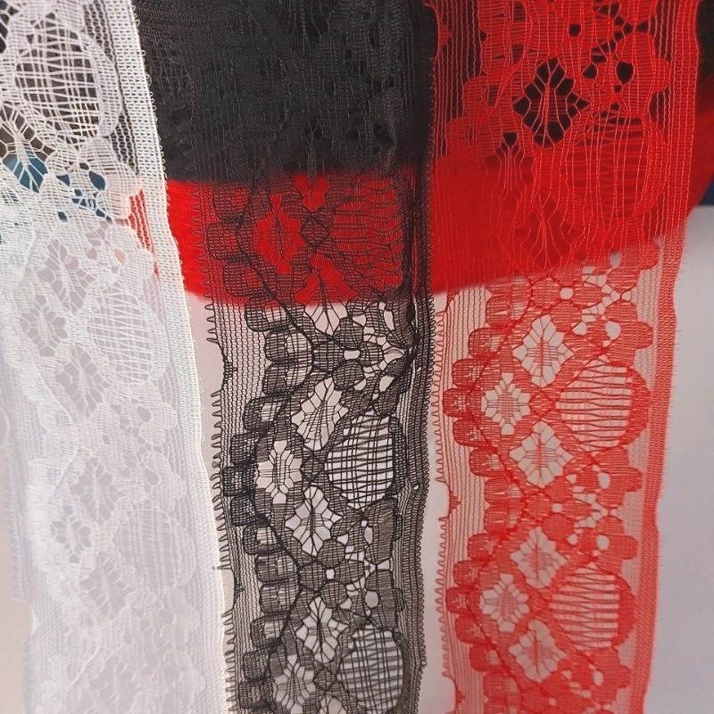 Renda para Artesanato e Moda Largura: 5cm 100 % Poliéster Rígida – não estica