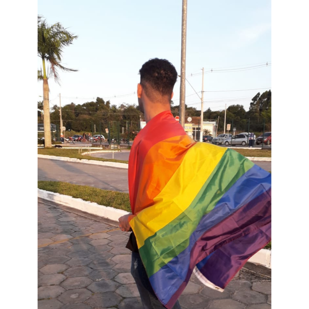 Capa Bandeira LGBT Arco Iris Gay Homossexual Carnaval Várias Cores Envio Imediato