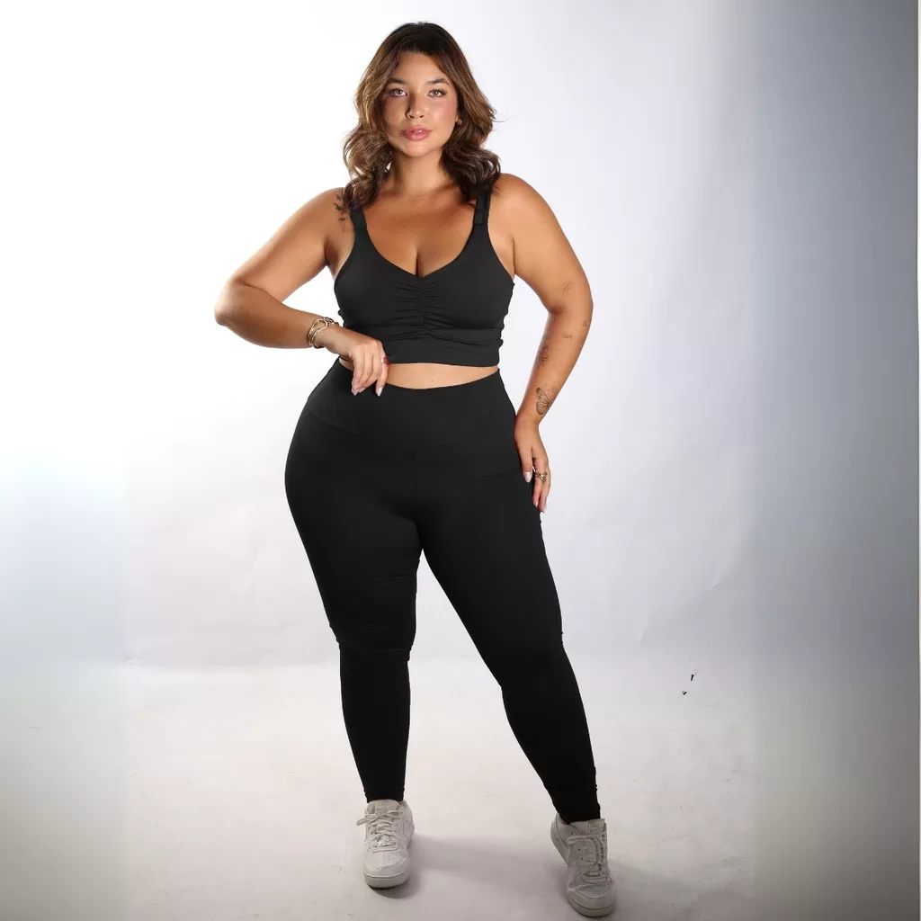 Conjunto Plus Size Academia Legging Modeladora Top Franzido