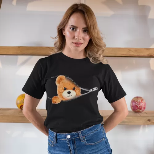 Camiseta Urso Fofinho Ziper Algodo Unissex Preta/B